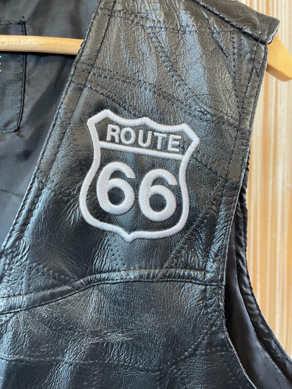 Navarre Leather Company vintage Route 66 patchwork leather biker vest - Picture 3 of 15